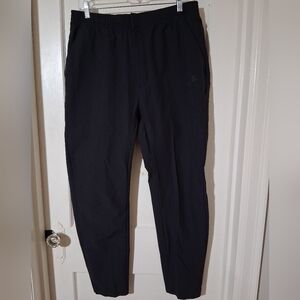 Nike Sportswear Men's Woven Lined Flow Joggers Black Large NWT Tapered